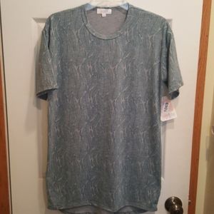 NWT-Lularoe Patrick Tee